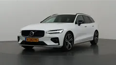 Wit Gebruikt 2021 Volvo V60 R-Design Stationwagen | € 30.830 (Eerlijke prijs)