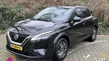 Zwart Gebruikt 2022 Nissan Qashqai Acenta SUV | € 20.685 (Eerlijke prijs)