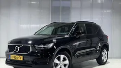 Zwart Gebruikt 2022 Volvo XC40 Momentum SUV | € 34.149 (Eerlijke prijs)