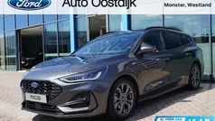 Grijs Gebruikt 2024 Ford Focus ST-Line Stationwagen | € 26.900 (Eerlijke prijs)