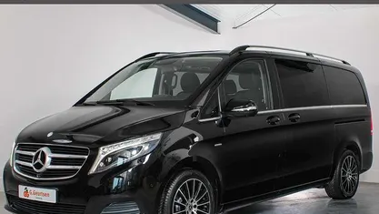 Zwart Gebruikt 2015 Mercedes V250 Avantgarde MPV | € 35.900 (Super prijs)