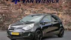 Zwart Gebruikt 2013 Kia Rio Hatchback | € 5.945 (Eerlijke prijs)