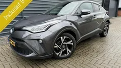 Grijs Gebruikt 2022 Toyota C-HR Style SUV | € 23.850 (Goede deal)