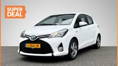 Wit Gebruikt 2016 Toyota Yaris Hybrid Trend Hatchback | € 14.294 (Eerlijke prijs)