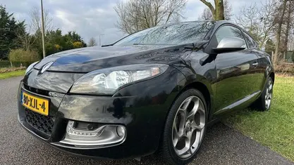 Zwart Occasion 2012 Renault Mégane GT Line GT-Line Coupé | € 4.499 (Eerlijke prijs)