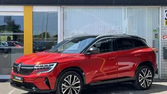 Rood Gebruikt 2023 Renault Austral Iconic SUV | € 35.745 (Goede deal)