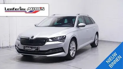 Gebruikt 2021 Skoda Superb Style Stationwagen | € 20.450 (Goede deal)