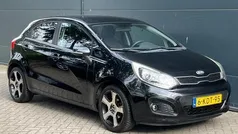 Zwart Gebruikt 2013 Kia Rio Plus Hatchback | € 4.945 (Eerlijke prijs)
