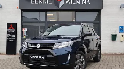 Occasion 2025 Suzuki Vitara SUV | € 32.098 (Eerlijke prijs)