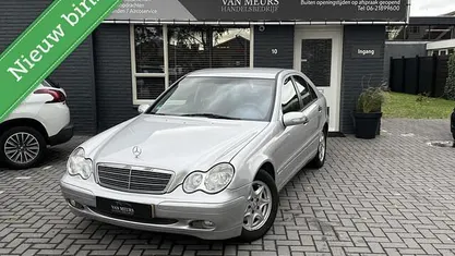 Gebruikt 2003 Mercedes C180 Classic Sedan | € 3.950 (Eerlijke prijs)