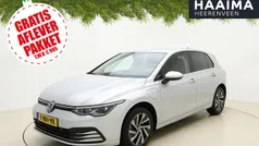 Gebruikt 2021 VW Golf VIII Style Hatchback | € 24.750 (Eerlijke prijs)