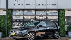 Zwart Gebruikt 2022 VW Golf VIII Active Hatchback | € 21.950 (Super prijs)