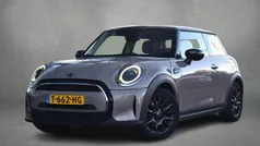 Gebruikt 2023 Mini Cooper Hatchback | € 24.950 (Eerlijke prijs)