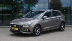 Bruin Gebruikt 2022 Hyundai i30 Comfort Hatchback | € 18.400 (Super prijs)