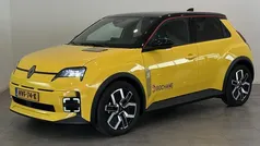 Gebruikt 2025 Renault R5 Urban Hatchback | € 28.900 (Eerlijke prijs)