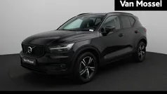Zwart Gebruikt 2021 Volvo XC40 R-Design SUV | € 32.900 (Eerlijke prijs)