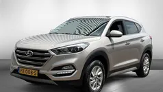 Beige, metallic lak Gebruikt 2018 Hyundai Tucson Comfort SUV | € 16.940 (Eerlijke prijs)
