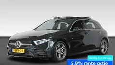 Zwart Gebruikt 2020 Mercedes A160 Business Hatchback | € 21.940 (Eerlijke prijs)