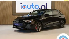 Grijs Nieuw 2025 Audi A3 Sportback e-tron Competition Sedan | € 51.745 (Goede deal)
