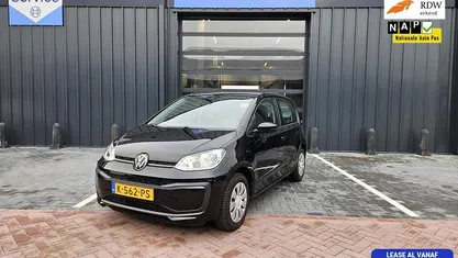 Zwart Gebruikt 2021 VW up! move up! Hatchback | € 11.450 (Eerlijke prijs)
