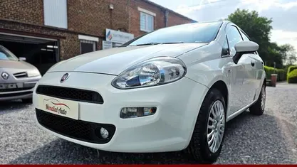 Wit Gebruikt 2017 Fiat Punto Street Hatchback | € 6.000 (Eerlijke prijs)