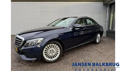 Blauw Gebruikt 2015 Mercedes C350e Edition Sedan | € 14.985 (Eerlijke prijs)