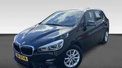 Zwart Gebruikt 2018 BMW 218 Executive Stationwagen | € 16.430 (Super prijs)