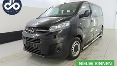 Zwart Gebruikt 2022 Opel Vivaro-e Combi Van | € 29.934