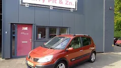 Gebruikt 2009 Renault Scénic III MPV | € 2.995 (Eerlijke prijs)
