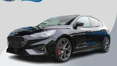 Zwart Gebruikt 2020 Ford Focus ST Hatchback | € 27.900 (Eerlijke prijs)