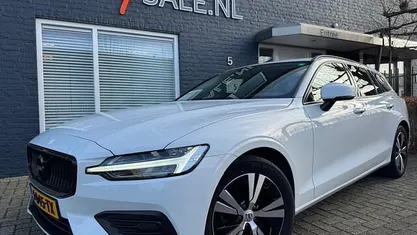 Gebruikt 2020 Volvo V60 Stationwagen | € 19.750 (Super prijs)