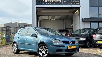 Blauw Gebruikt 2006 VW Golf IV Business Hatchback | € 1.950 (Goede deal)
