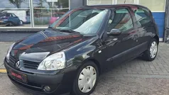 Gebruikt 2004 Renault Clio II Dynamique Hatchback | € 1.190 (Goede deal)