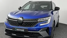 Twotone bleu iron (rqh) & noir étoilé (gne) Gebruikt 2023 Renault Austral Techno Esprit Alpine SUV | € 35.900 (Eerlijke prijs)