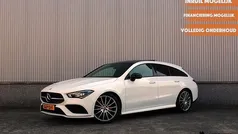 Wit Gebruikt 2019 Mercedes CLA220 AMG line Sedan | € 26.900 (Eerlijke prijs)