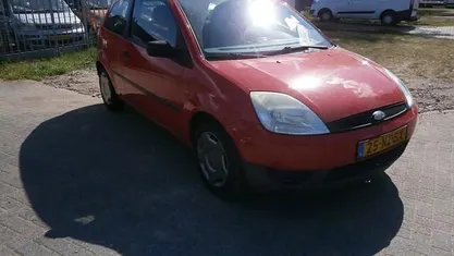 Gebruikt 2004 Ford Fiesta Style Hatchback | € 1.099 (Eerlijke prijs)