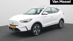 Wit Gebruikt 2023 MG ZS Luxury Sedan | € 21.444 (Eerlijke prijs)