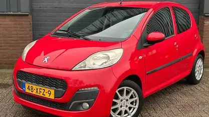 Occasion Peugeot 107 Active 68 PK (50 kW) 2012 Rood Hatchback