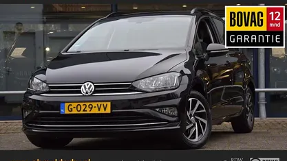 Zwart Occasion 2020 VW Golf Highline MPV | € 18.890 (Super prijs)