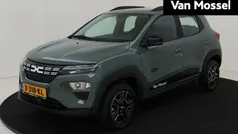 Groen Gebruikt 2023 Dacia Spring Essentiel Hatchback | € 13.440 (Eerlijke prijs)