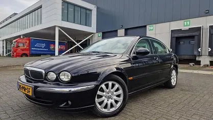 Zwart Gebruikt 2004 Jaguar X-type Sedan | € 2.650 (Eerlijke prijs)