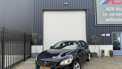 Zwart Gebruikt 2014 Volvo V60 Summum Stationwagen | € 7.250 (Goede deal)