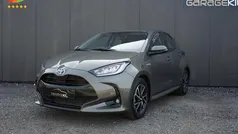 Groen Gebruikt 2021 Toyota Yaris Hybrid Team Hatchback | € 21.190 (Eerlijke prijs)