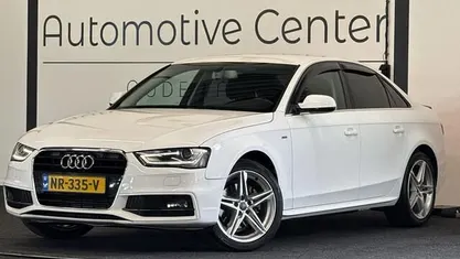 Wit, metallic lak Occasion 2015 Audi A4 Proline Sedan | € 16.745 (Eerlijke prijs)