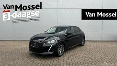 Zwart Gebruikt 2023 Peugeot e-208 Allure Hatchback | € 20.940 (Eerlijke prijs)