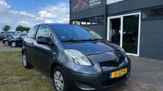 Gebruikt 2009 Toyota Yaris Hatchback | € 2.950 (Eerlijke prijs)