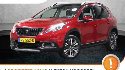 Rood Gebruikt 2017 Peugeot 2008 Allure SUV | € 11.325 (Eerlijke prijs)