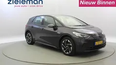 Grijs Gebruikt 2021 VW ID.3 Life Hatchback | € 17.845 (Eerlijke prijs)