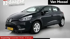 Zwart Gebruikt 2018 Renault Clio IV Life Hatchback | € 8.400 (Eerlijke prijs)