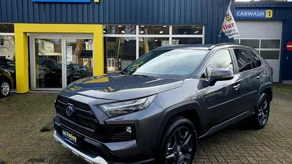 Gebruikt 2022 Toyota RAV4 Hybrid SUV | € 41.995 (Eerlijke prijs)